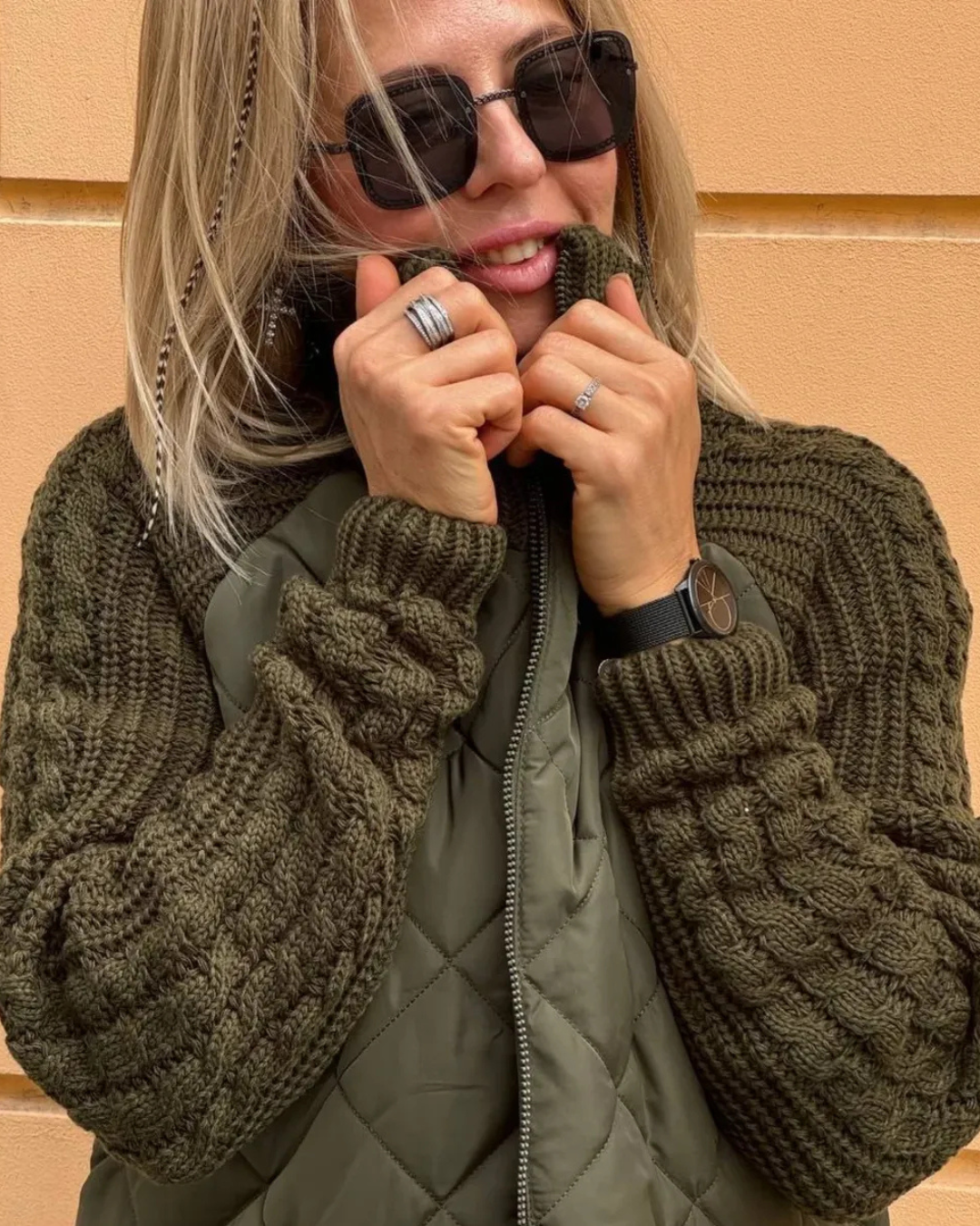 Casual long-sleeved coat with zip fastening for women