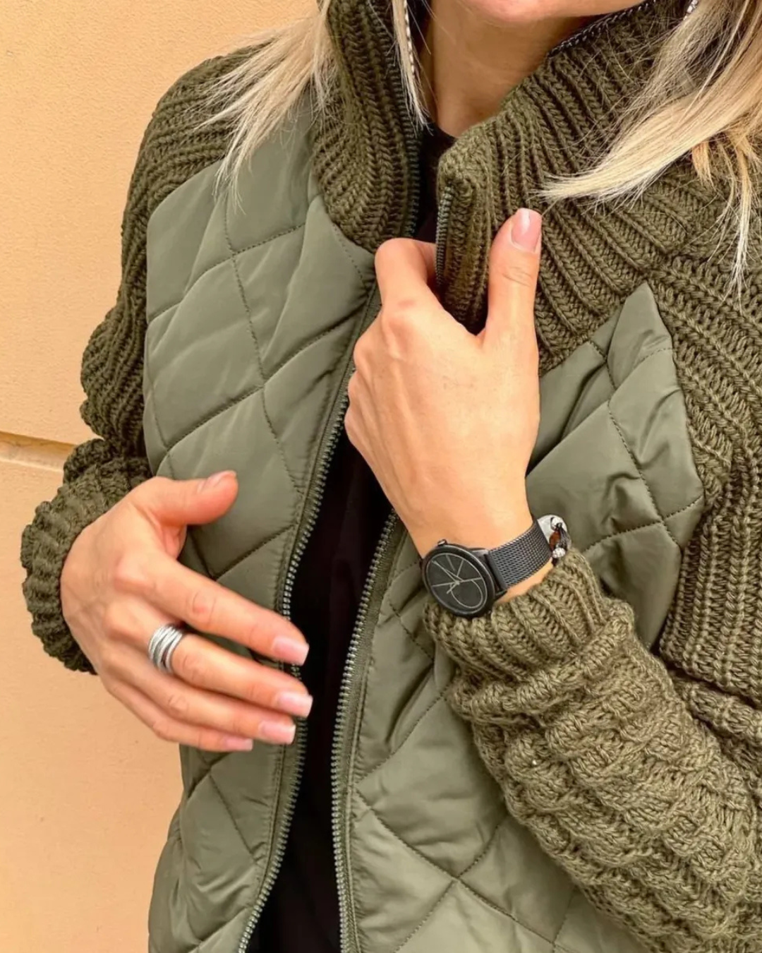 Casual long-sleeved coat with zip fastening for women