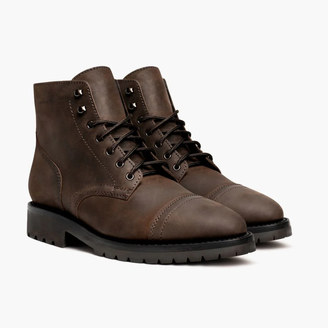 Men's Leather Boots with Great Durability and Modern Style