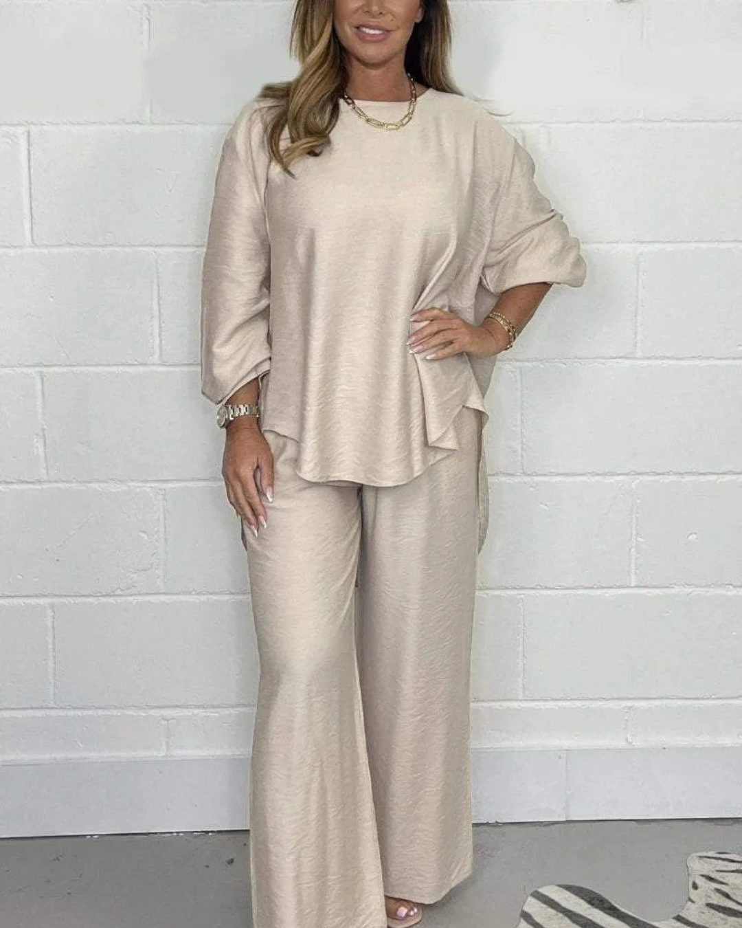 Women's Casual Set with Asymmetrical Blouse and Wide-Leg Pants