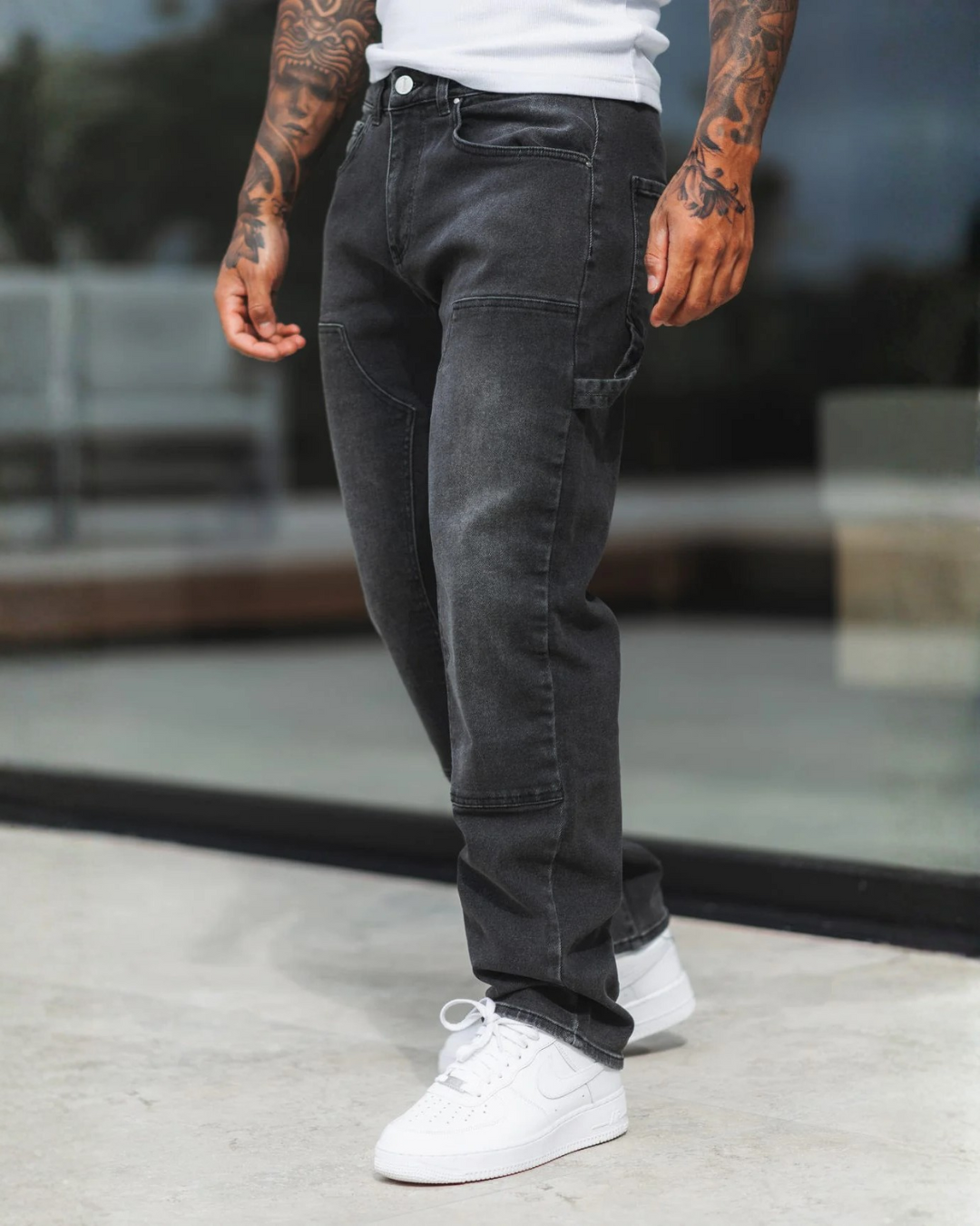 Loose-fitting trousers for men