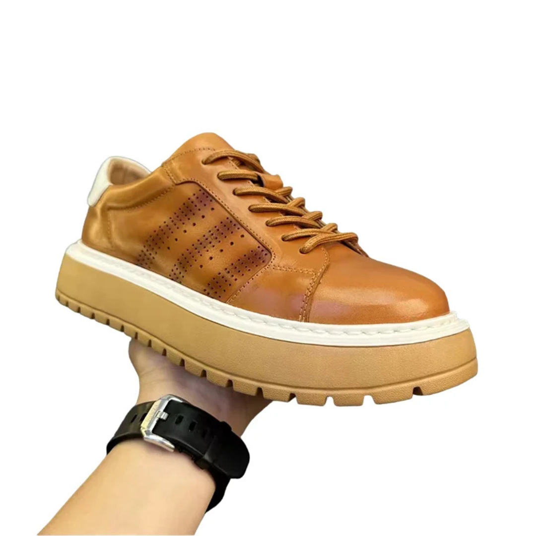 Men's shoes with urban style and ergonomic soles