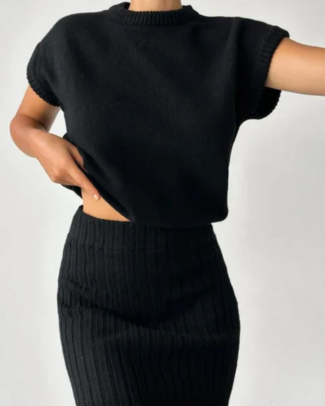 Sleeveless top and long fitted skirt set for women