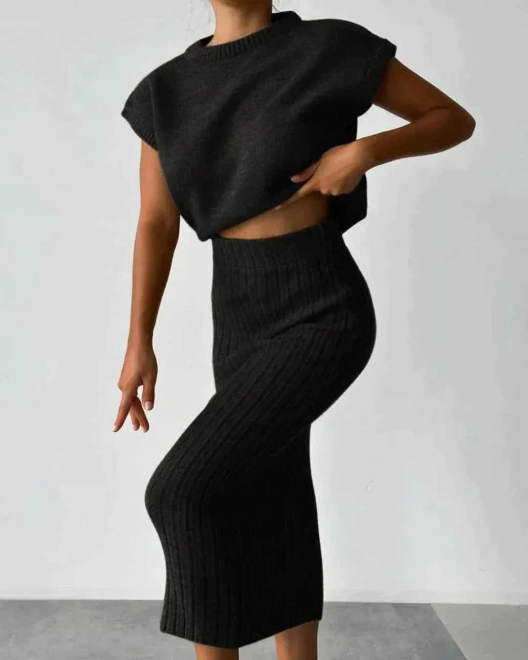 Sleeveless top and long fitted skirt set for women