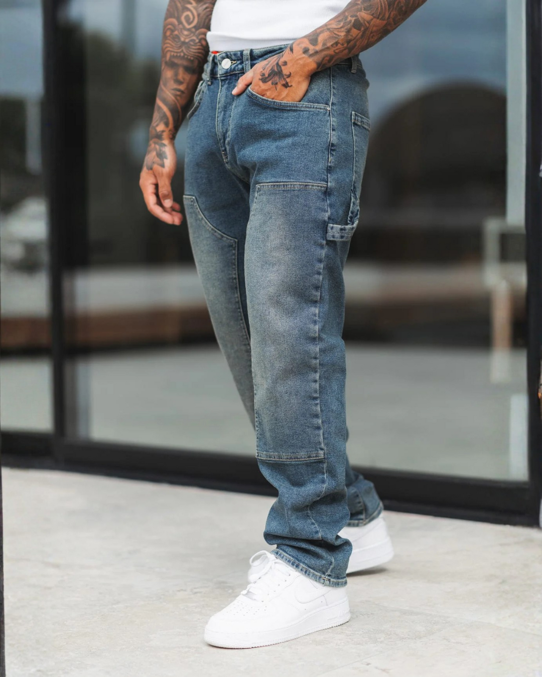 Loose-fitting trousers for men