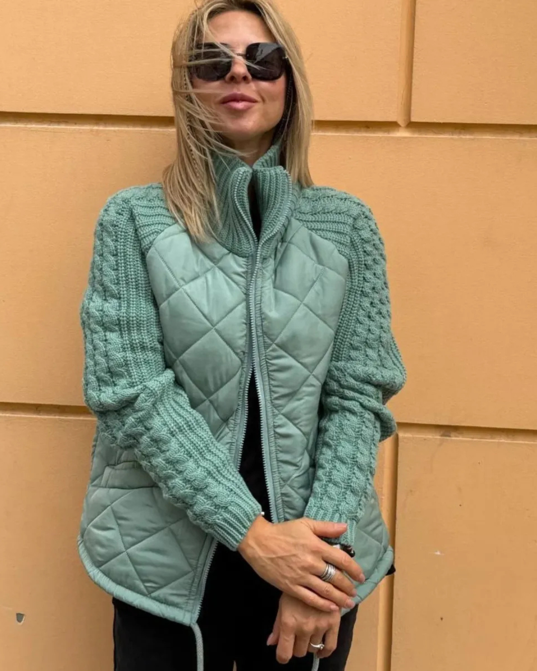 Casual long-sleeved coat with zip fastening for women