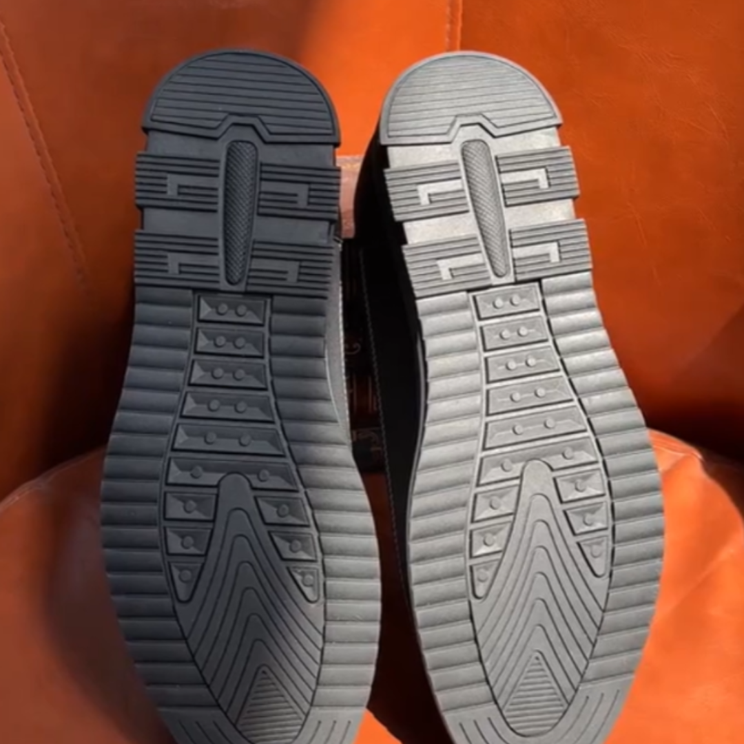 Men's Boots with Timeless Design and Superior Comfort