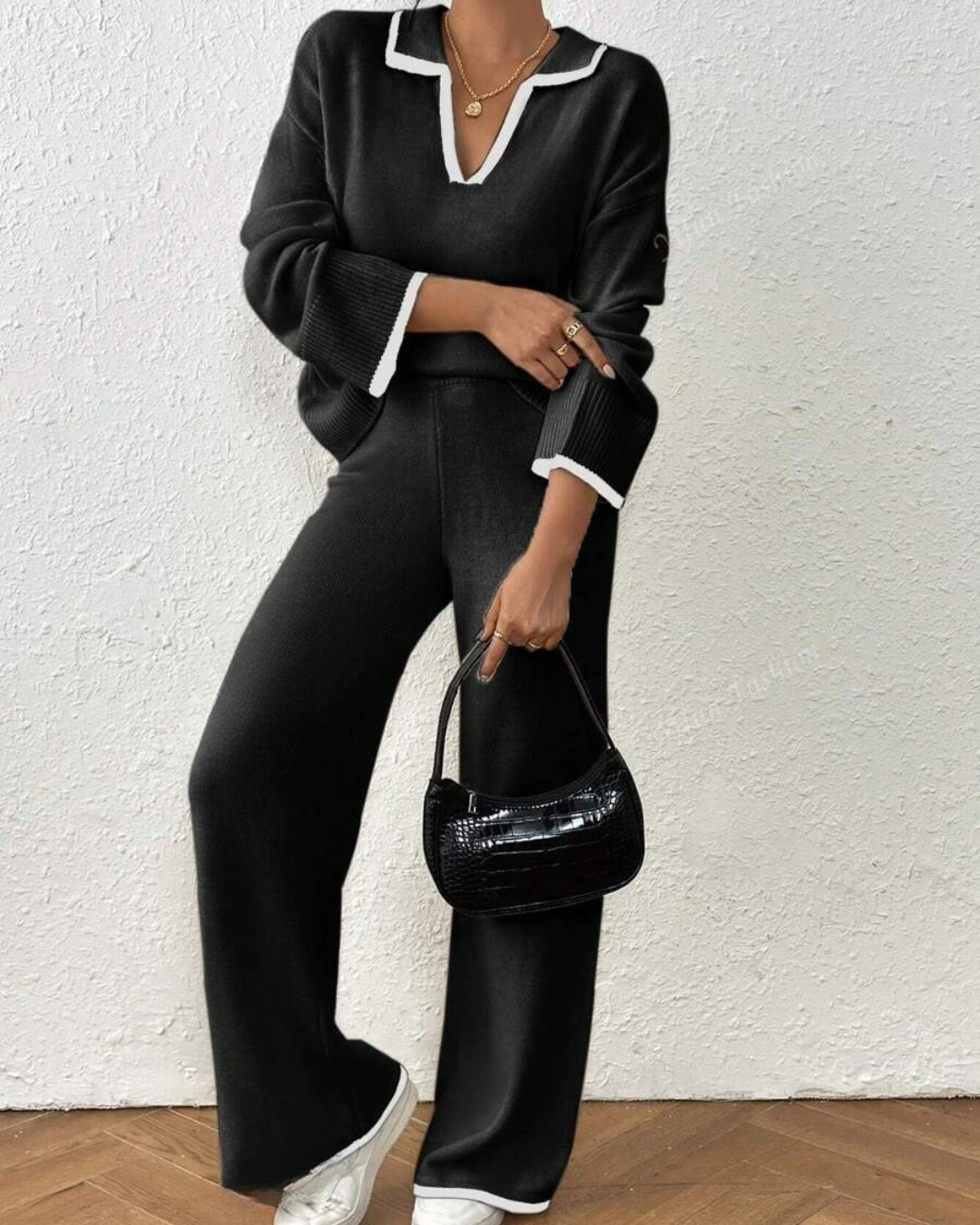 2-Piece Jersey and Trousers Set with Contrast Color Finish