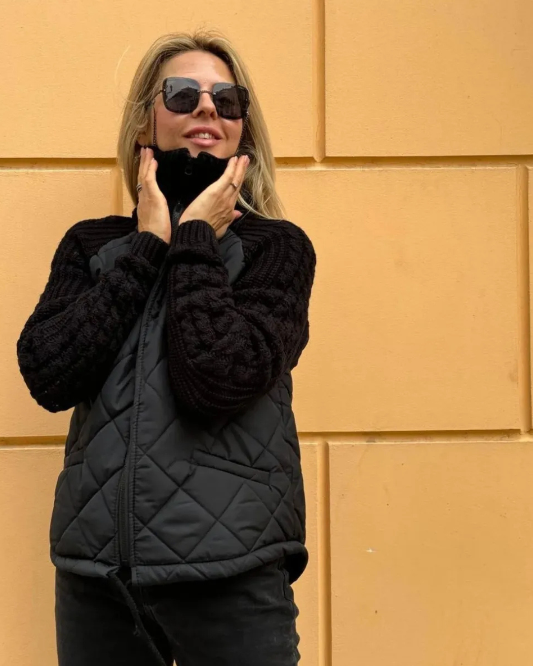 Casual long-sleeved coat with zip fastening for women