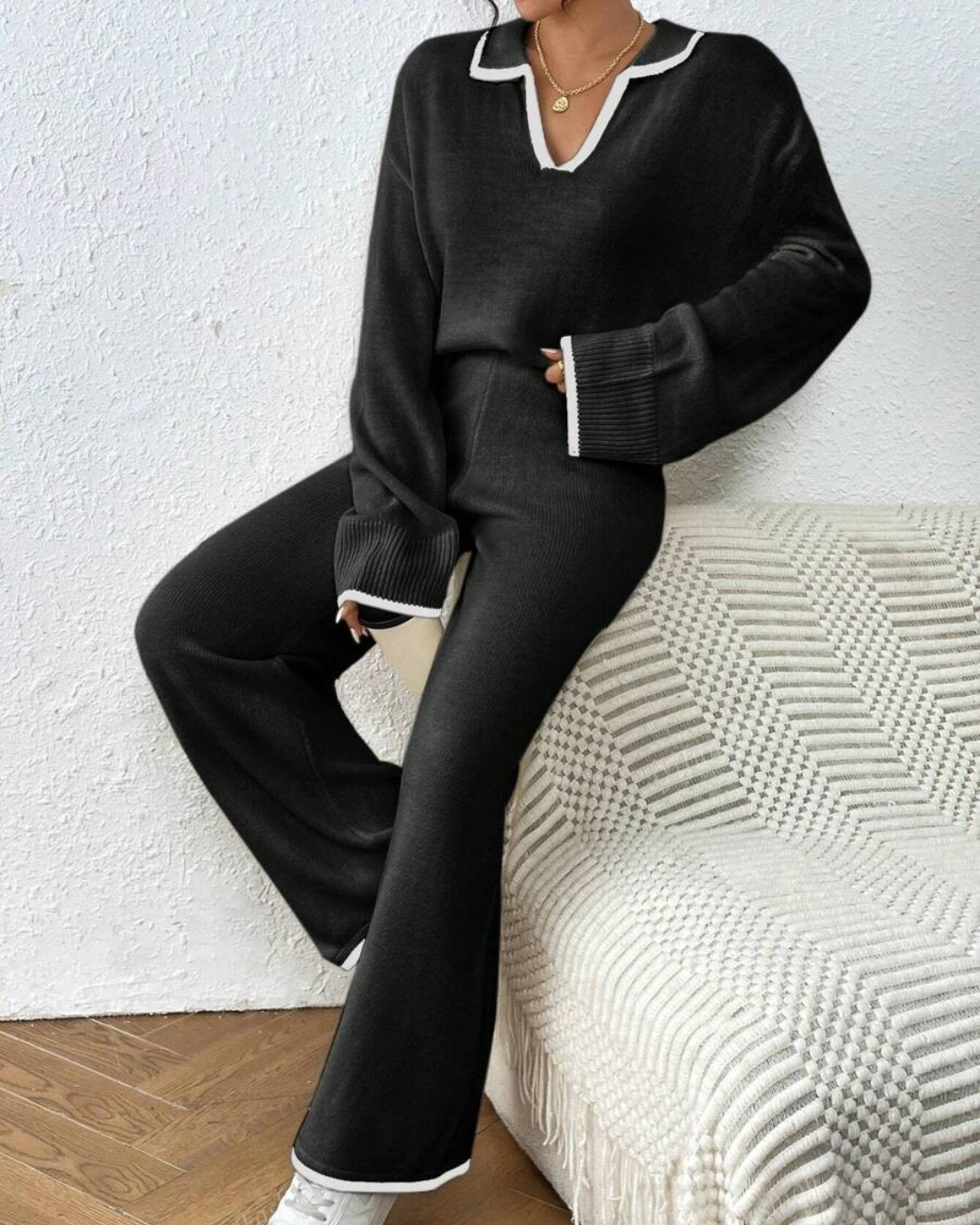 2-Piece Jersey and Trousers Set with Contrast Color Finish