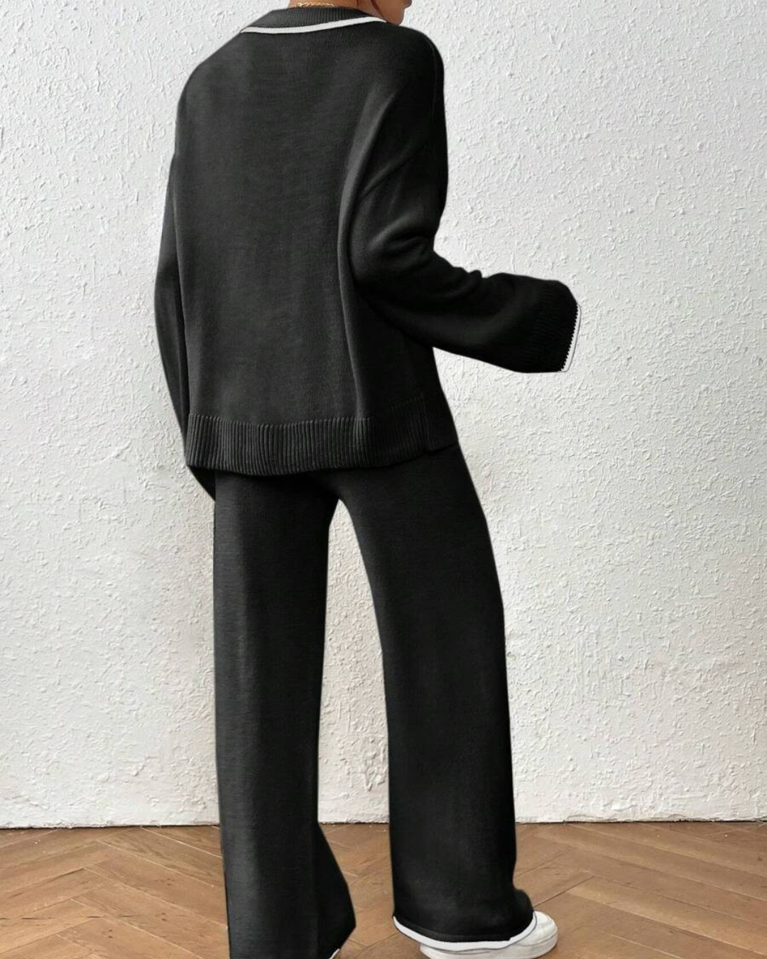 2-Piece Jersey and Trousers Set with Contrast Color Finish