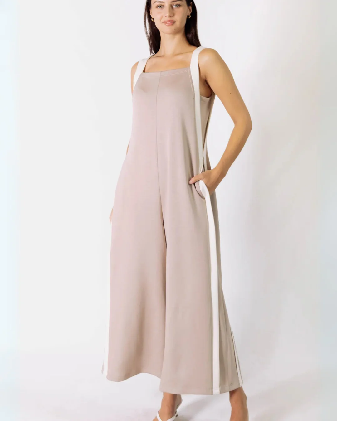 Elegant Jumpsuit with Fringe and Side Pockets